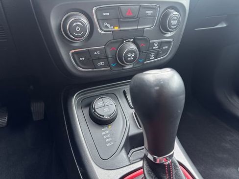 Used 2018 Jeep Compass Trailhawk w/ Safe & Security Group image 23