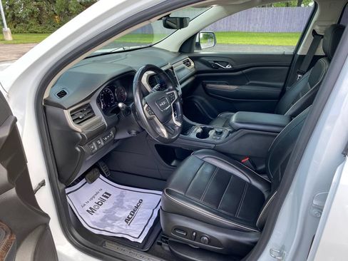 Used 2021 GMC Acadia Denali w/ Denali Ultimate Package AWD/4WD image 22