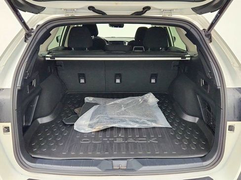 Used 2024 Subaru Outback Premium image 21