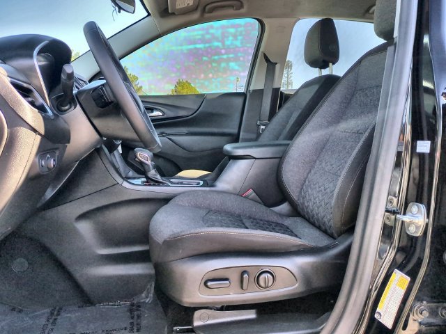 Used 2024 Chevrolet Equinox LT FWD image 21