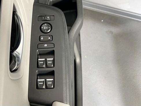 Used 2023 Honda Pilot EX-L image 17