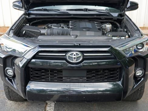 Used 2021 Toyota 4Runner SR5 RWD image 7