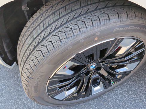 New 2026 BMW X3 xDrive30i w/ M Sport Package AWD/4WD image 13
