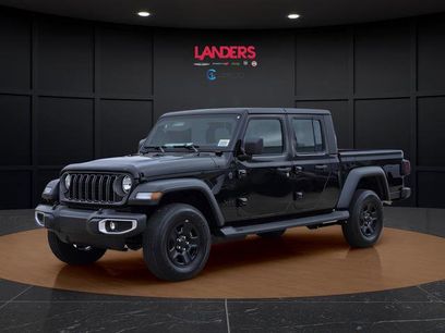 New 2026 Jeep Gladiator Sport