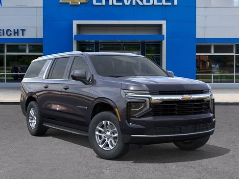 New 2026 Chevrolet Suburban LS image 7