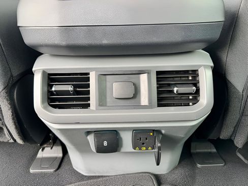 Used 2024 Ford F150 XLT w/ Mobile Office Package image 35