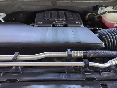 Used 2022 GMC Sierra 1500 Elevation image 32