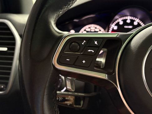 Used 2019 Porsche Cayenne AWD/4WD image 28