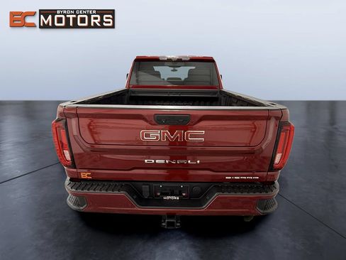 Used 2020 GMC Sierra 2500 Denali w/ Denali Ultimate Package AWD/4WD image 5
