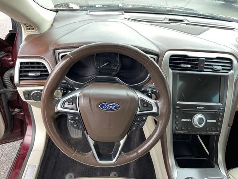 Used 2017 Ford Fusion Platinum AWD/4WD image 14