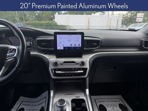 Used 2020 Ford Explorer XLT w/ Equipment Group 202A RWD image 17