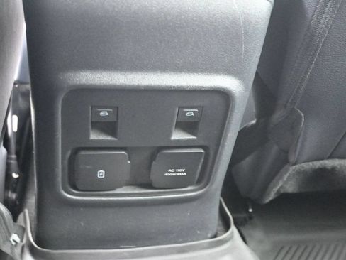Used 2022 Ford Bronco Wildtrak AWD/4WD image 25