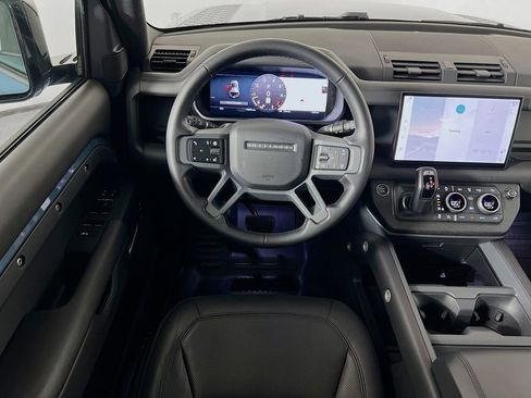 Certified 2025 Land Rover Defender 110 S AWD/4WD image 24