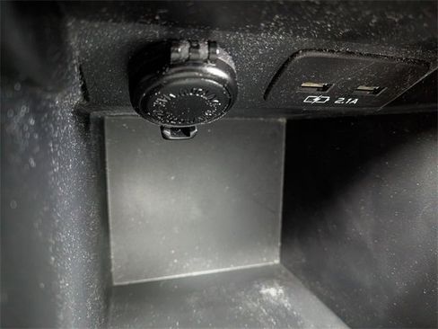 Certified 2023 Subaru Impreza 2.0i Limited image 18