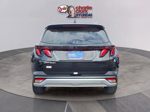 Certified 2025 Hyundai Tucson SEL image 4