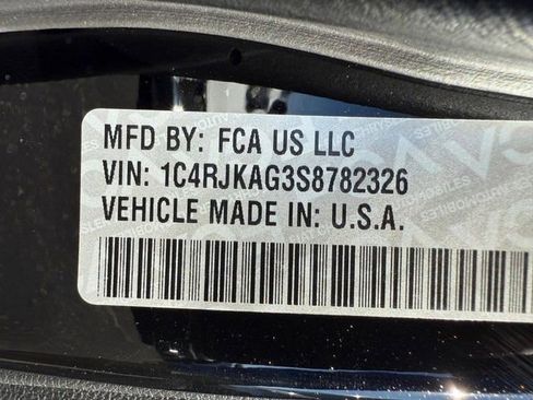 New 2025 Jeep Grand Cherokee L Altitude image 35