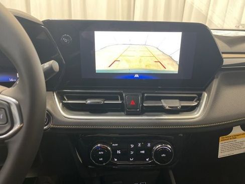 New 2025 Chevrolet TrailBlazer ACTIV w/ Convenience Package image 12