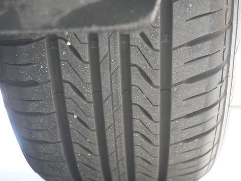 Used 2018 Hyundai Elantra SE FWD image 24