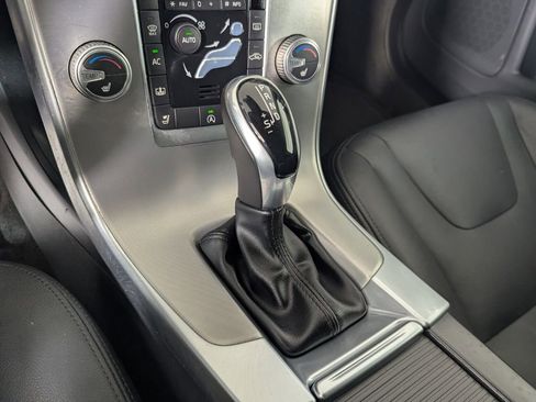 Used 2017 Volvo S60 T5 Inscription w/ Convenience Package AWD/4WD image 22