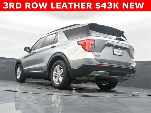 Used 2024 Ford Explorer XLT w/ Equipment Group 202A image 42