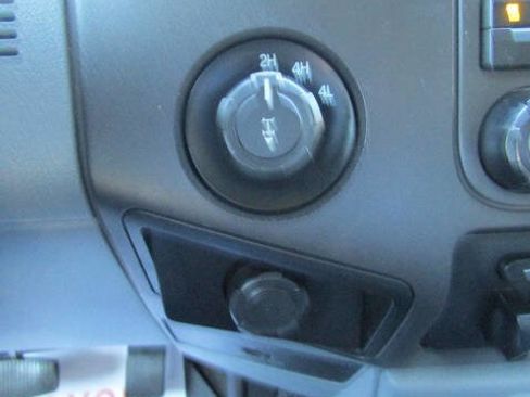 Used 2015 Ford F250 XL w/ Power Equipment Group image 15