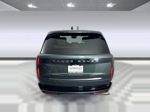 Used 2024 Land Rover Range Rover SE image 9