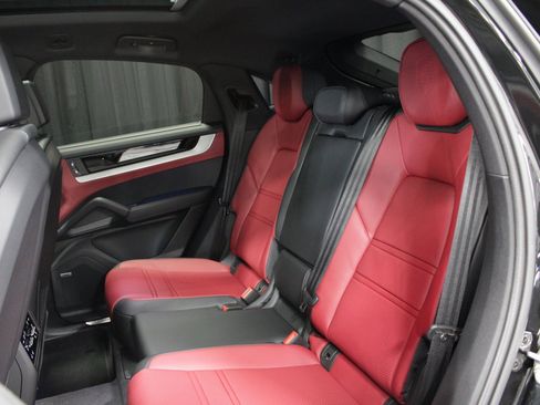 New 2026 Porsche Cayenne E-Hybrid Coupe image 20