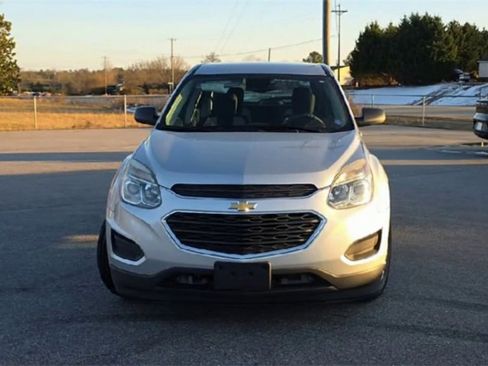 Certified 2017 Chevrolet Equinox LS image 3