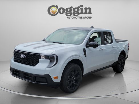 New 2026 Ford Maverick Lariat AWD/4WD image 1