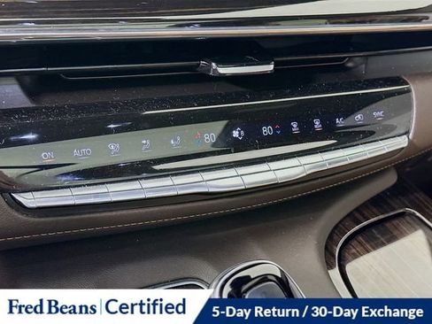 Used 2023 Cadillac Escalade Premium Luxury w/ LPO, Radiant Package image 18