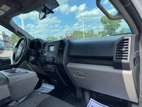 Used 2016 Ford F150 XL w/ Equipment Group 101A Mid AWD/4WD image 19