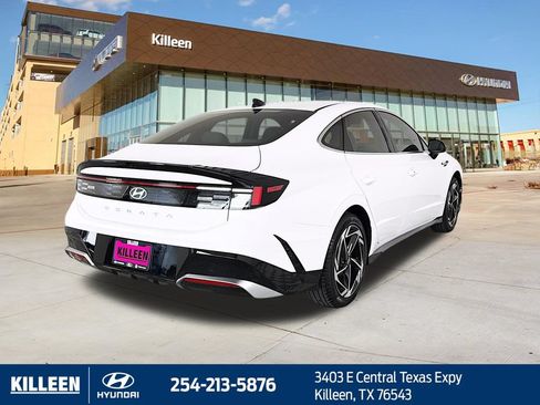 Used 2026 Hyundai Sonata SEL FWD image 9