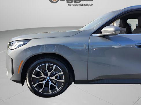 Certified 2025 BMW X3 xDrive30i w/ Premium Package image 11