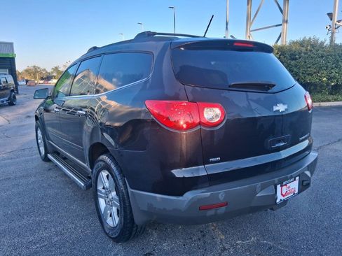 Used 2012 Chevrolet Traverse LT w/ LPO, 'HIT The Road' Package AWD/4WD image 7