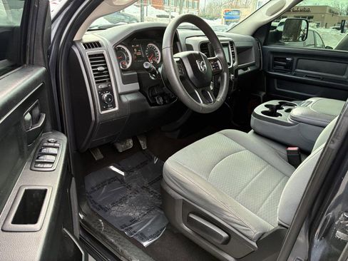 Used 2018 RAM 1500 Express w/ Express Value Package AWD/4WD image 7