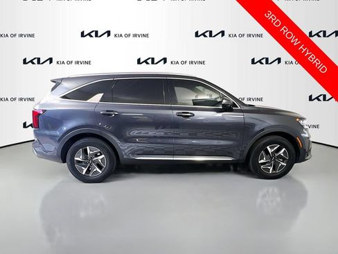 Certified 2021 Kia Sorento S FWD image 11