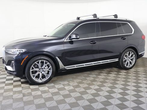 Used 2020 BMW X7 xDrive40i w/ Cold Weather Package image 21