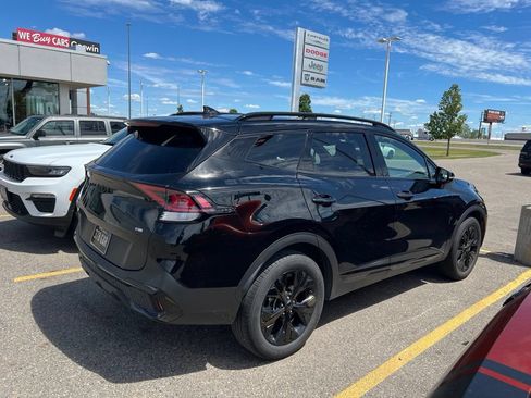 Used 2025 Kia Sportage X-Line w/ Premium Package AWD/4WD image 2