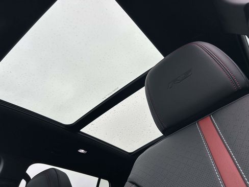 New 2026 Chevrolet Traverse RS w/ LPO, Floor Liner Package image 11