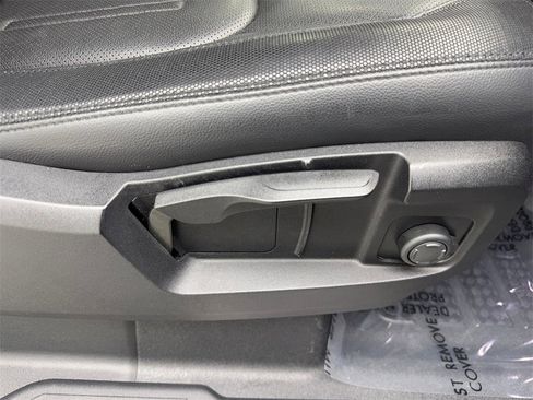 Used 2021 Land Rover Defender 90 X-Dynamic S image 43