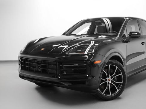 New 2026 Porsche Cayenne image 7