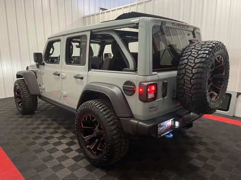 Used 2023 Jeep Wrangler Unlimited w/ Sun & Screen Package AWD/4WD image 2