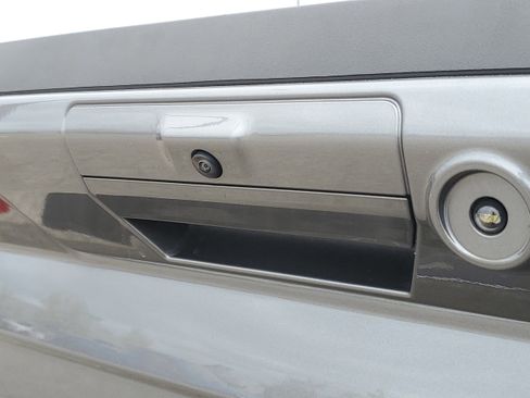 Certified 2022 Ford F150 XLT w/ Equipment Group 302A High image 8