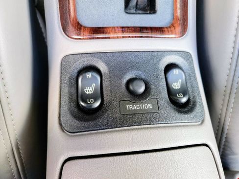 Used 2000 Buick Regal GS w/ Luxury Pkg FWD image 40