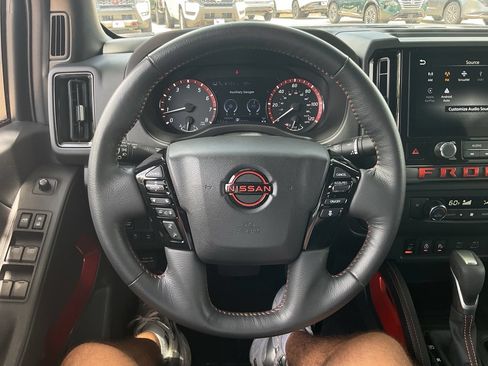 Used 2026 Nissan Frontier PRO-4X AWD/4WD image 31