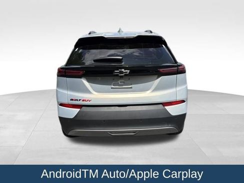Used 2023 Chevrolet Bolt EUV Premier w/ Sun & Sound Package FWD image 10