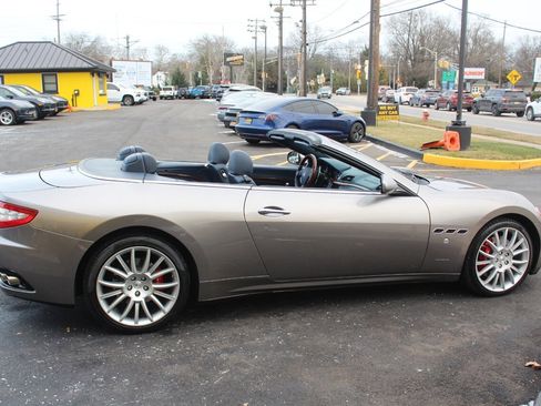 Used 2010 Maserati GranTurismo image 25