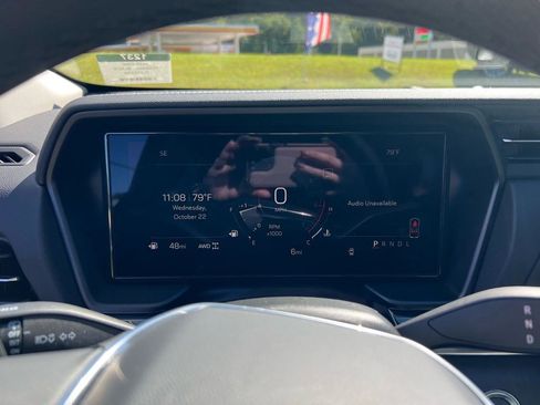 New 2026 GMC Terrain Denali w/ LPO, Floor Liner Package image 16