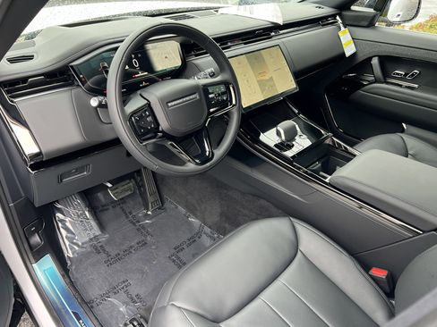 New 2025 Land Rover Range Rover Sport Dynamic SE AWD/4WD image 21