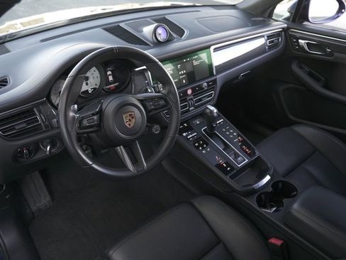 Used 2023 Porsche Macan GTS w/ Premium Package Plus AWD/4WD image 32